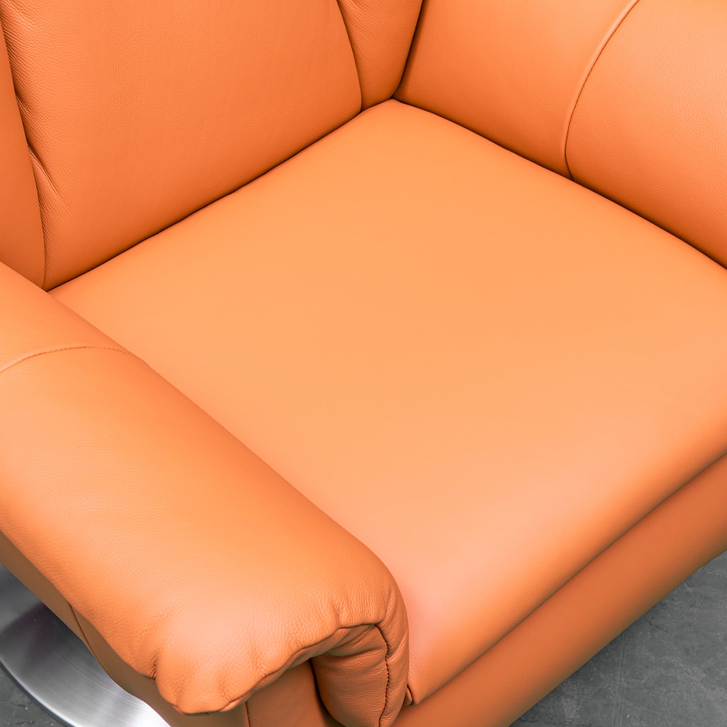 Klaussner Alessandro recliner Italian leather upholstery close-up showing premium material quality for comfort design furniture