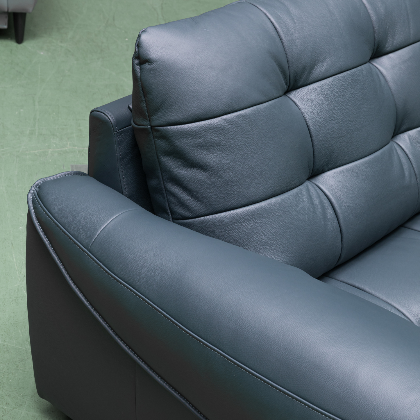 Klaussner Sofiano Blue Leather Sofa With Plush Back Support