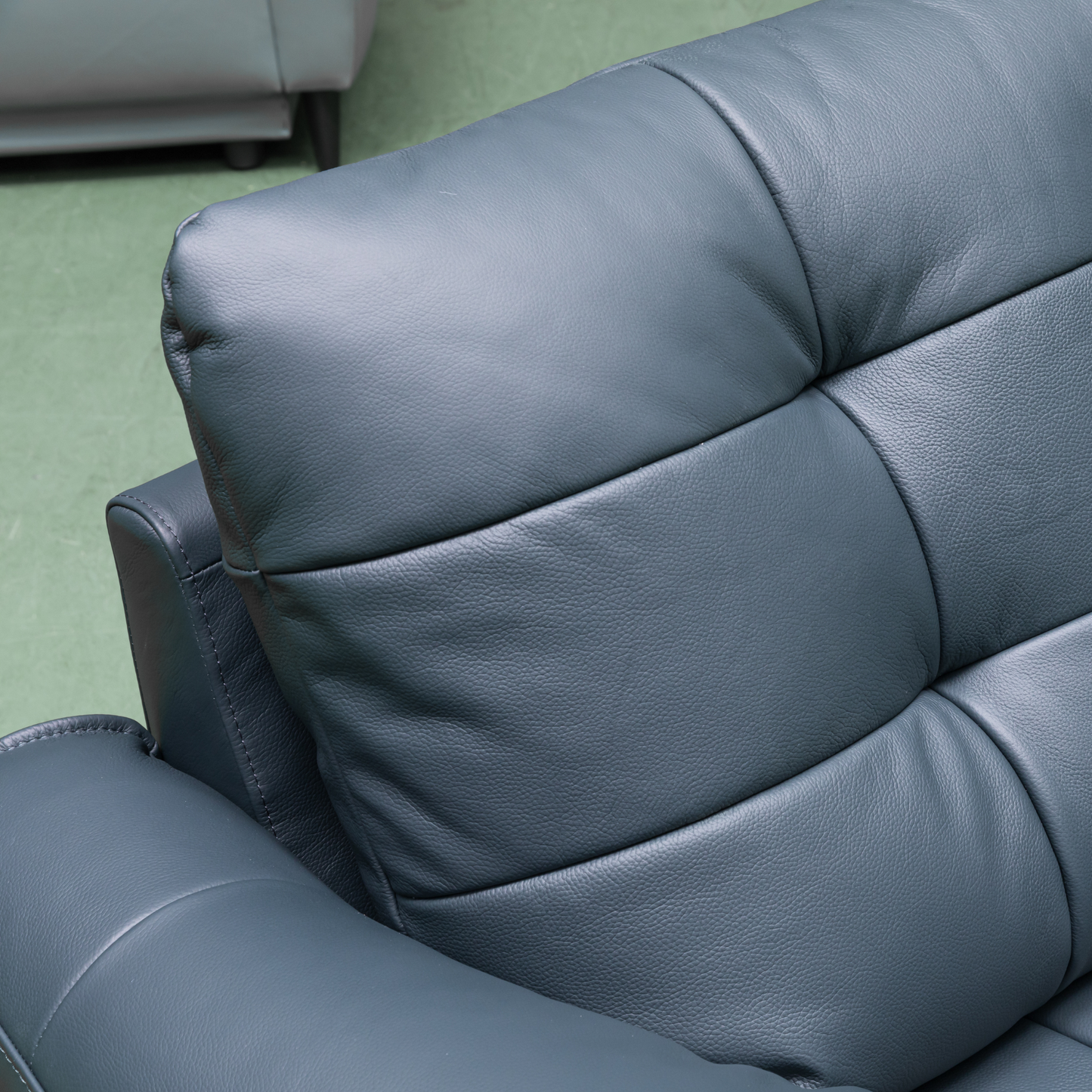 Klaussner Sofiano Blue Leather Sofa With Plush Back Support