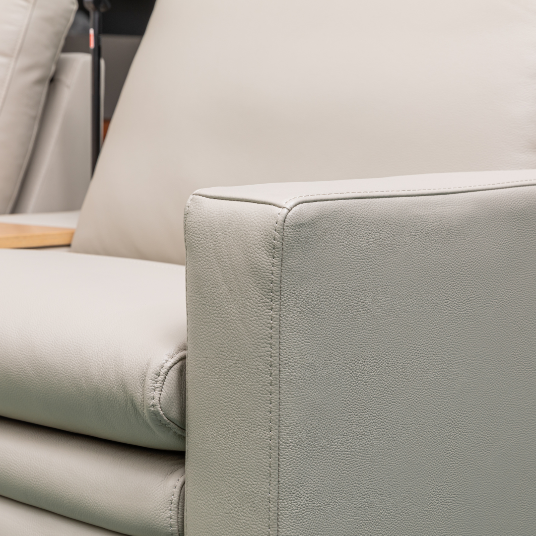 Klaussner Roma 6-Seater Power Reclining Sectional Sofa-Comfort Furniture