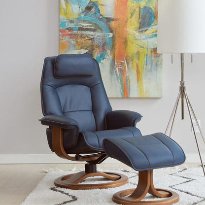 Fjords Admiral R recliner in lifestyle setting for comfort furniture