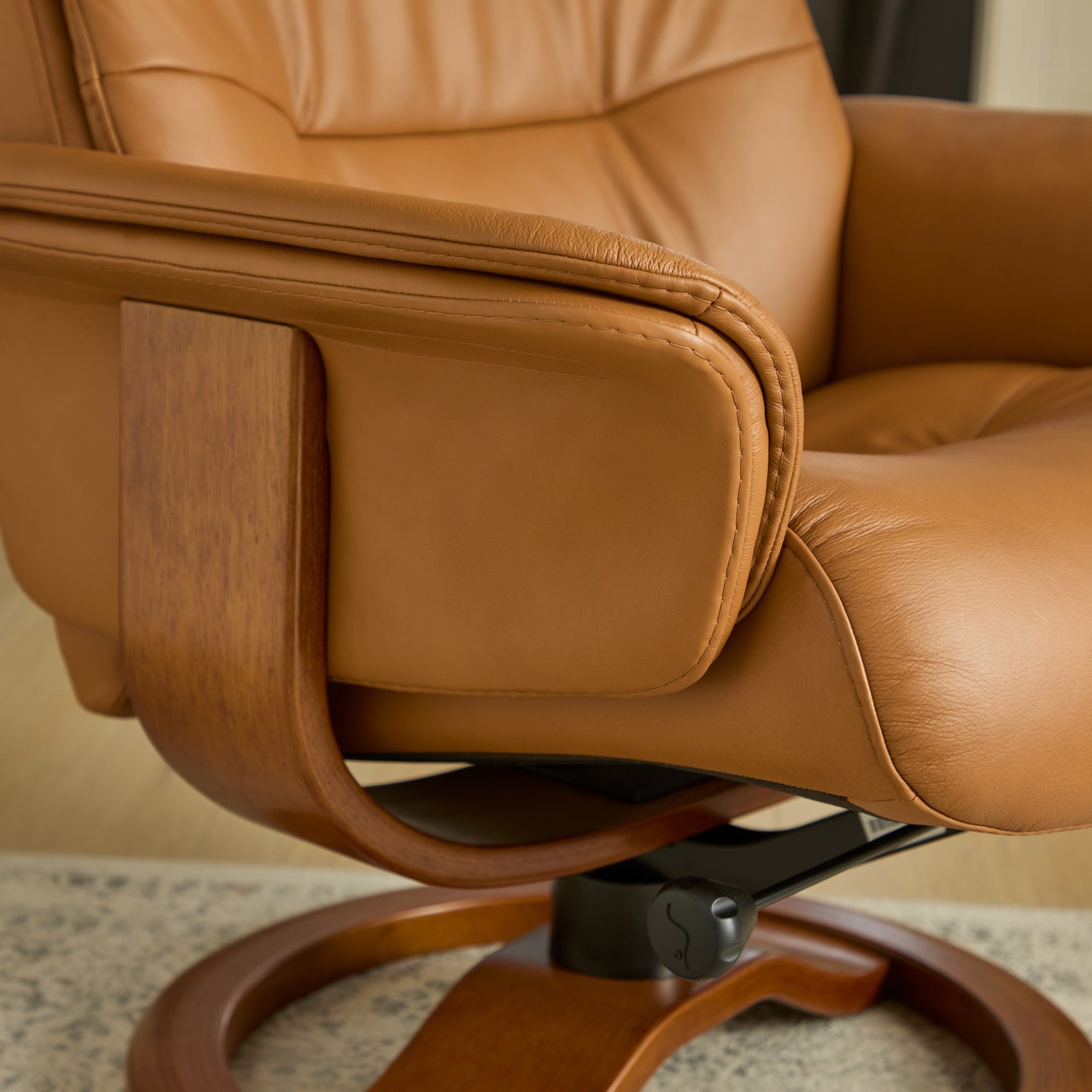 Fjords Anne R Recliner Chair With Foot Stool