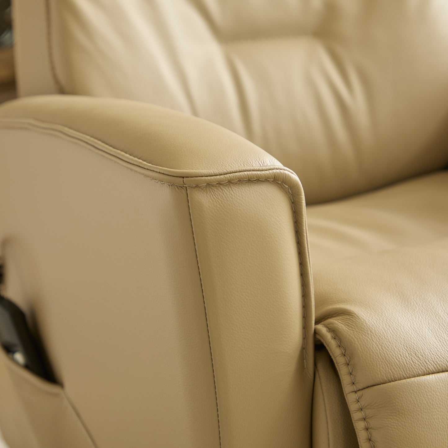 Fjords Austin Relax Collection 3 Motor Lift Chair With Motorized Headrest