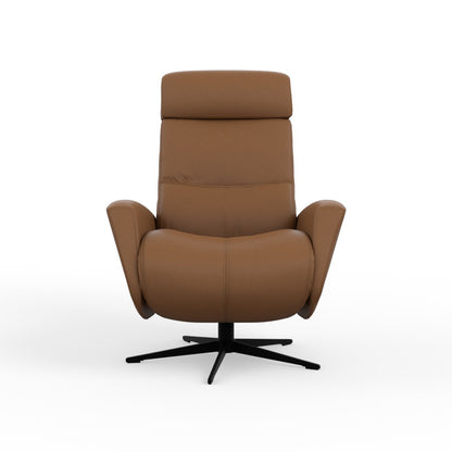 Fjords Magnus leather power recliner, front view for comfort furniture
