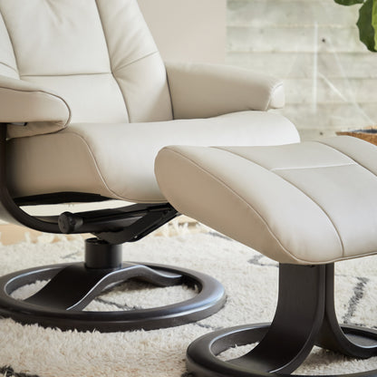 Fjords Muldal R Swivel Recliner Chair With Active Release Neck Support