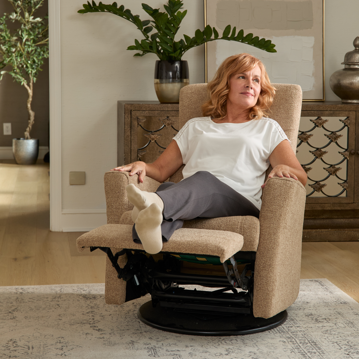 Fjords Oslo Leather Power Recliner Chair With Swivel Base