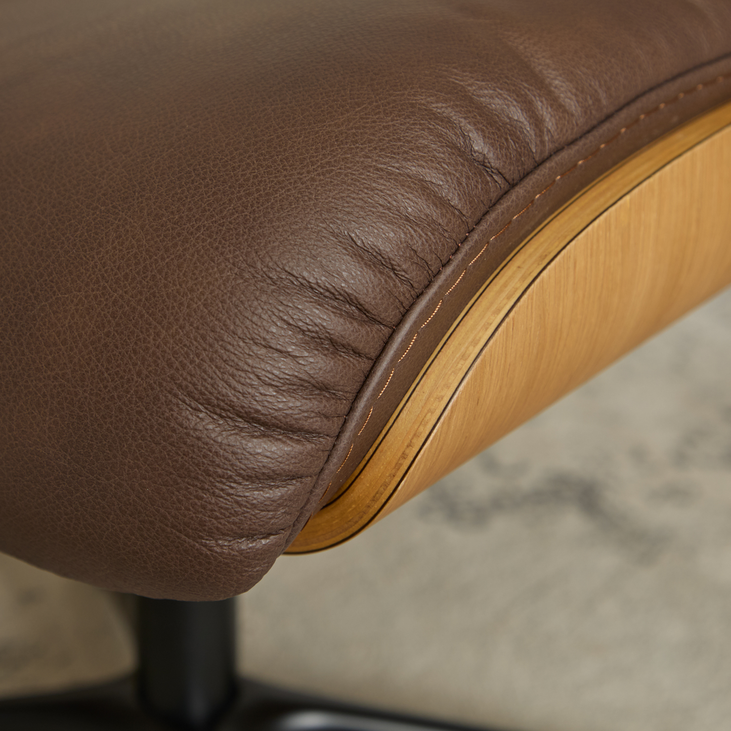 Fjords Falcon Swivel Manual Recliner Chair With Footstool