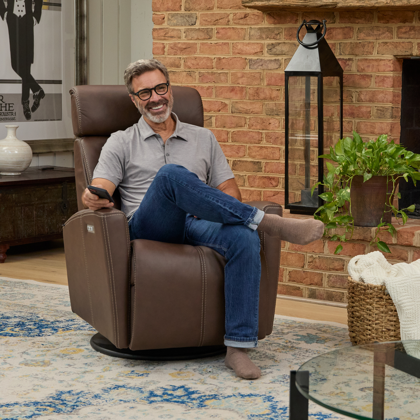 Fjords Milan Leather Swivel Glider Power Recliner Chair