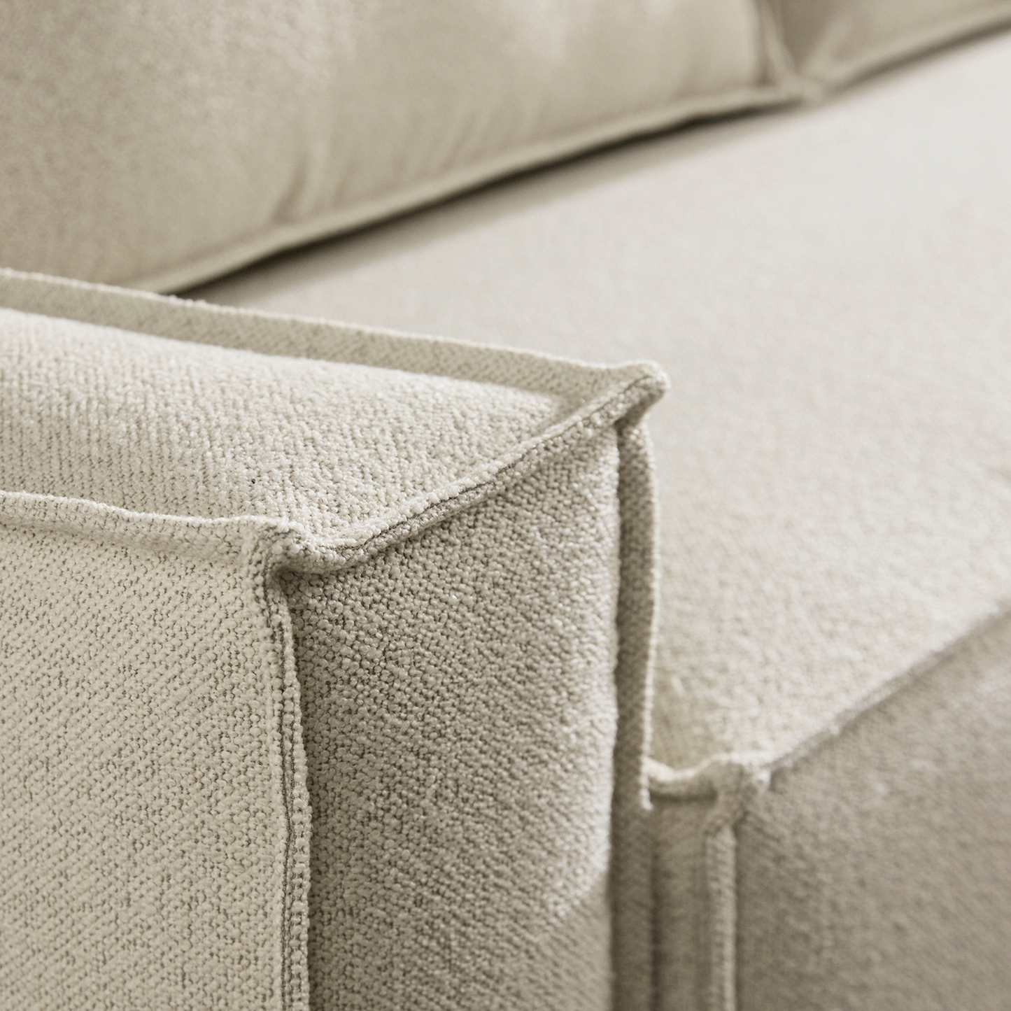 Innovation Living Newilla Fabric Queen Sleeper Sofa With Multiple Arm Style
