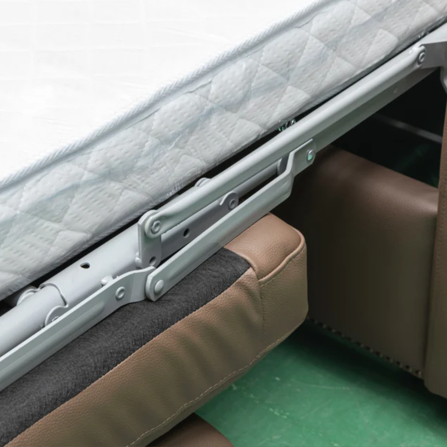 Kathy Ireland Alaves 3-Seater Brown Leather Queen Sleeper Sofa