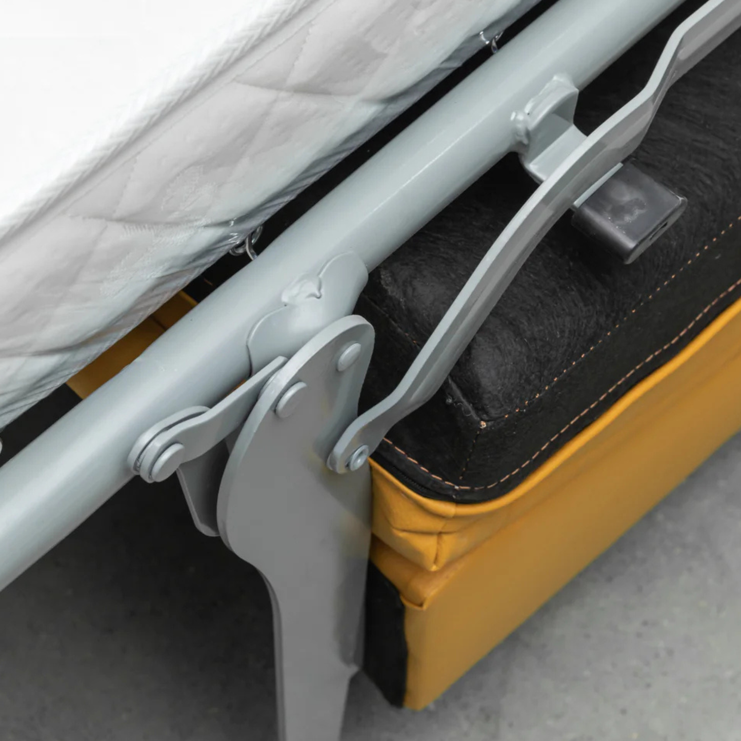 Klaussner Delano Leather Queen Sleeper Sofa