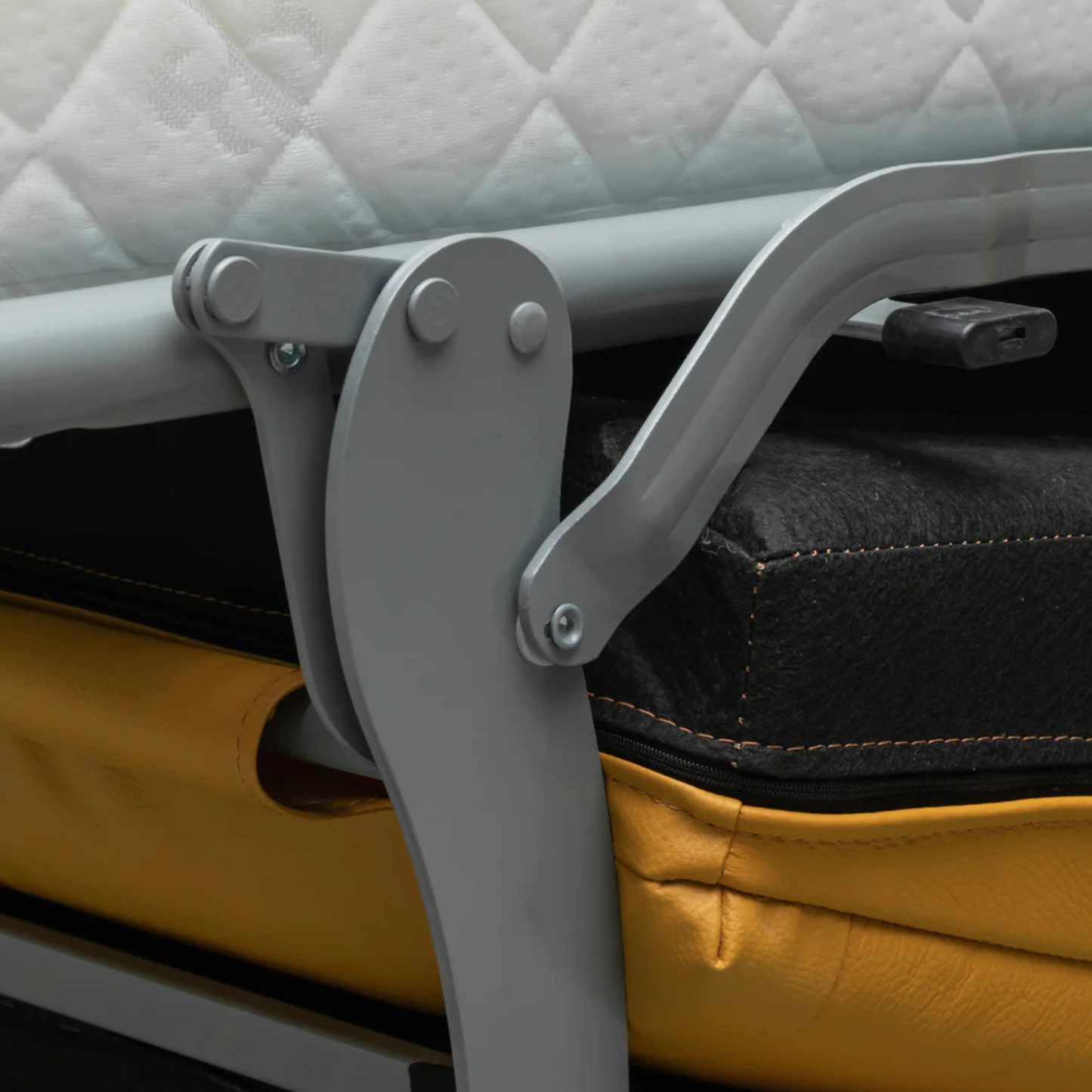 Klaussner Delano Leather Queen Sleeper Sofa