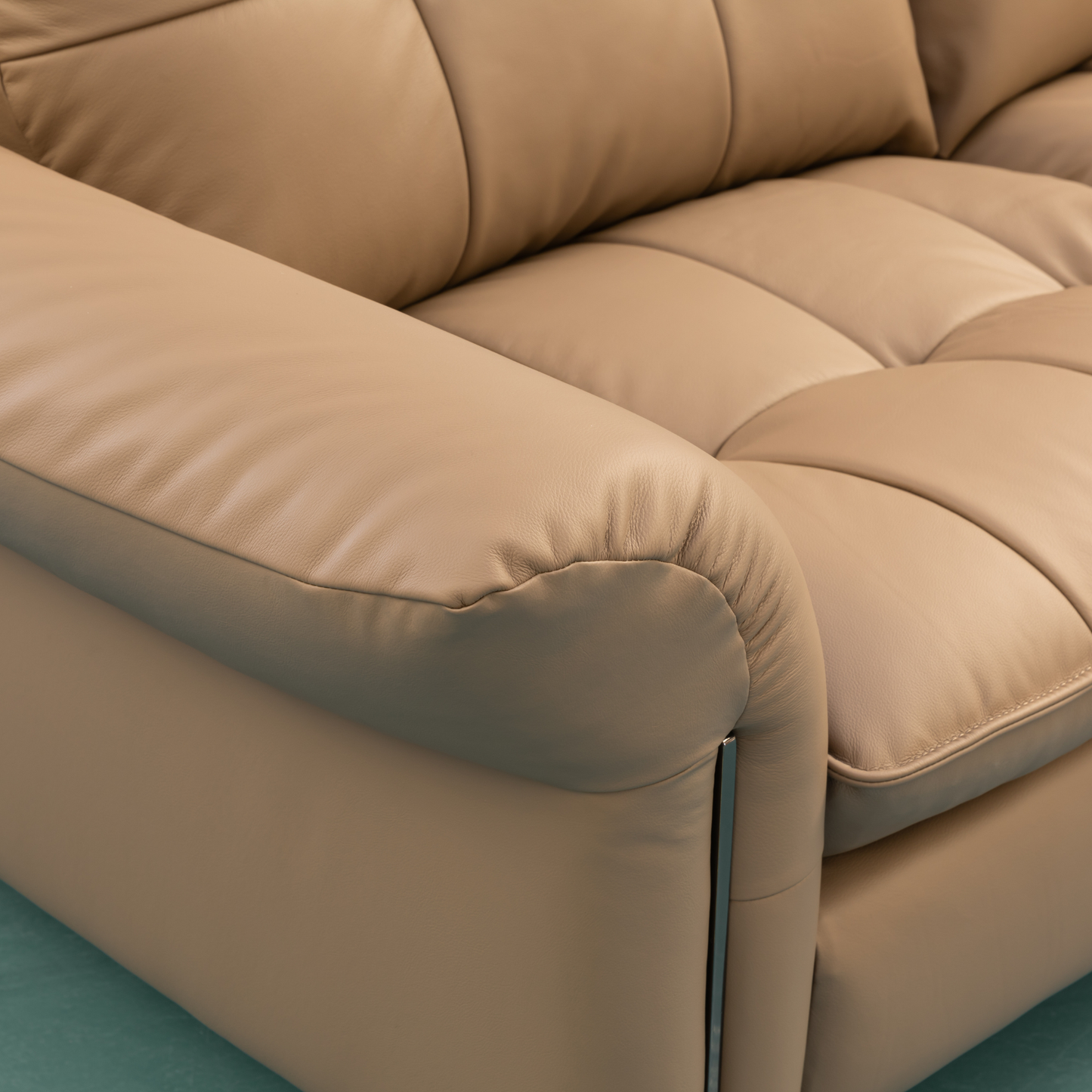 Klaussner Morbido Leather 3 Seater Tufted Back Stationary Sofa