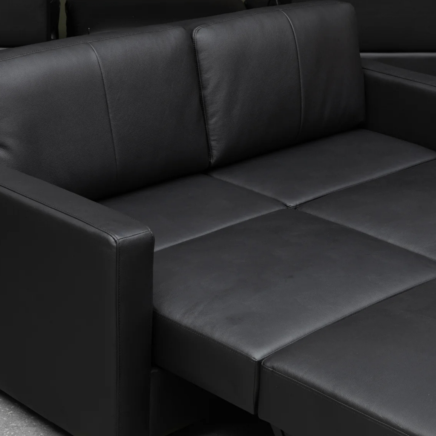 Klaussner Nova Queen Leather Sleeper Sofa with Foam Mattress