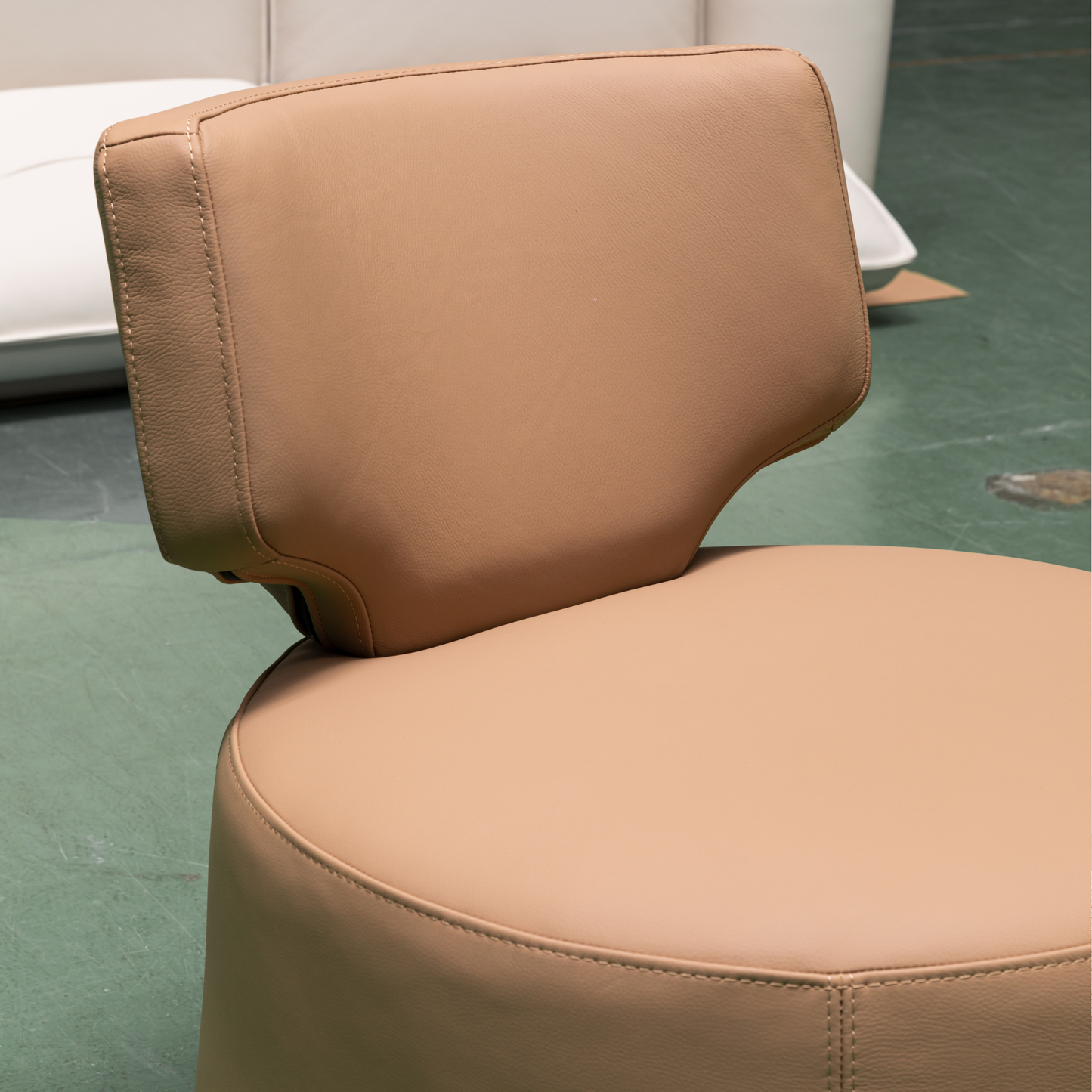 Klaussner Pavia Swivel Leather Chair with 360-Degree Swivel Base