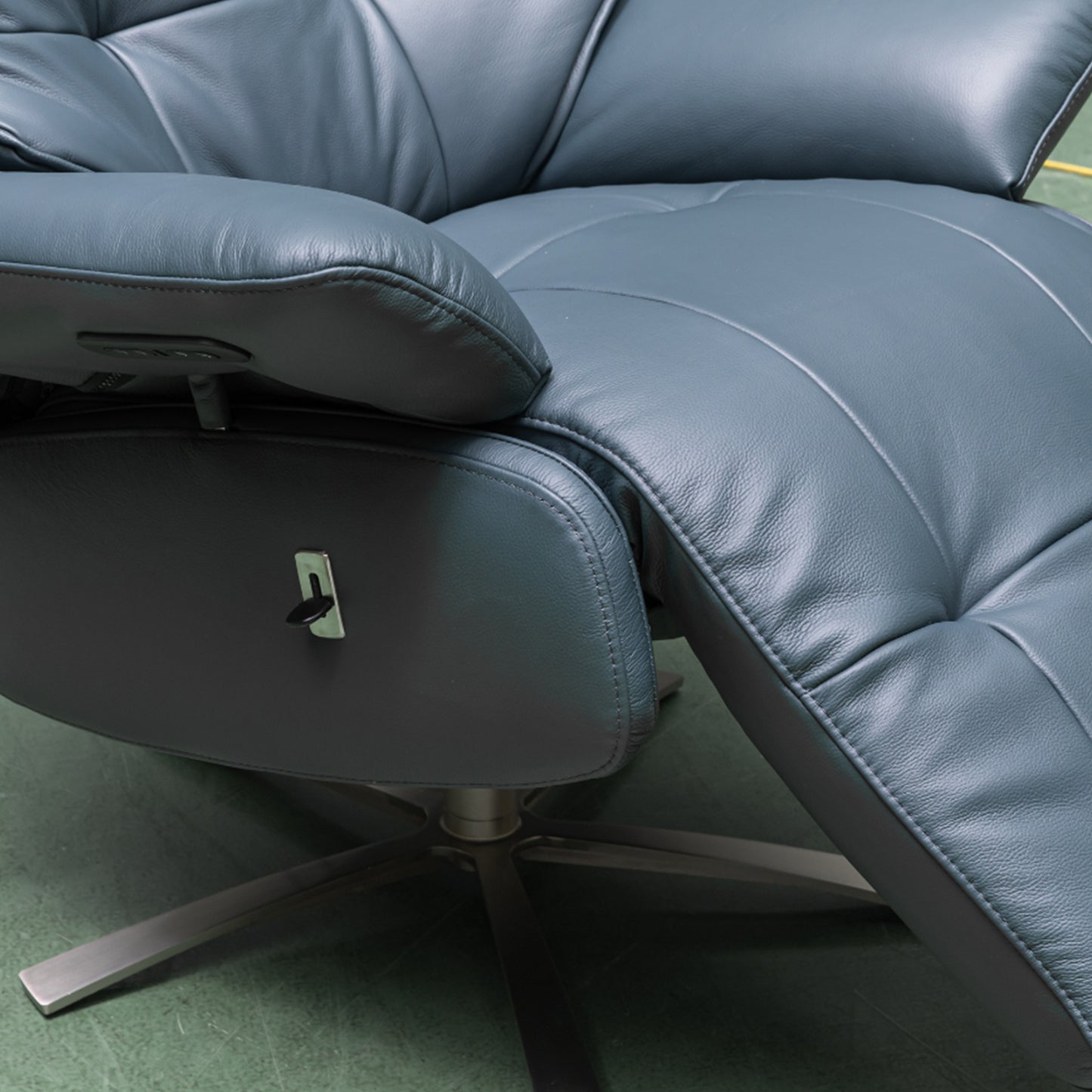 Klaussner Serano Swivel Power Recliner Lift Chair in Blue