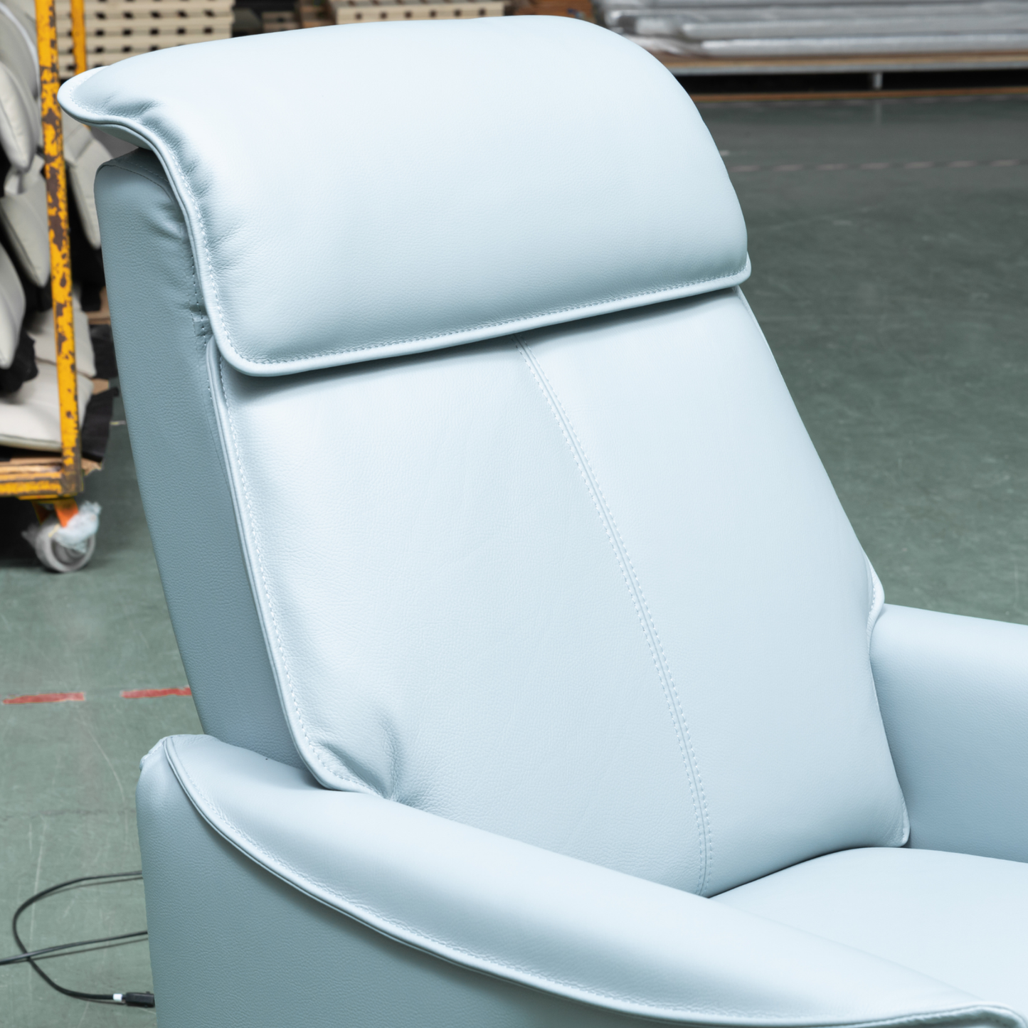 Klaussner Solaro Leather Recliner Chair