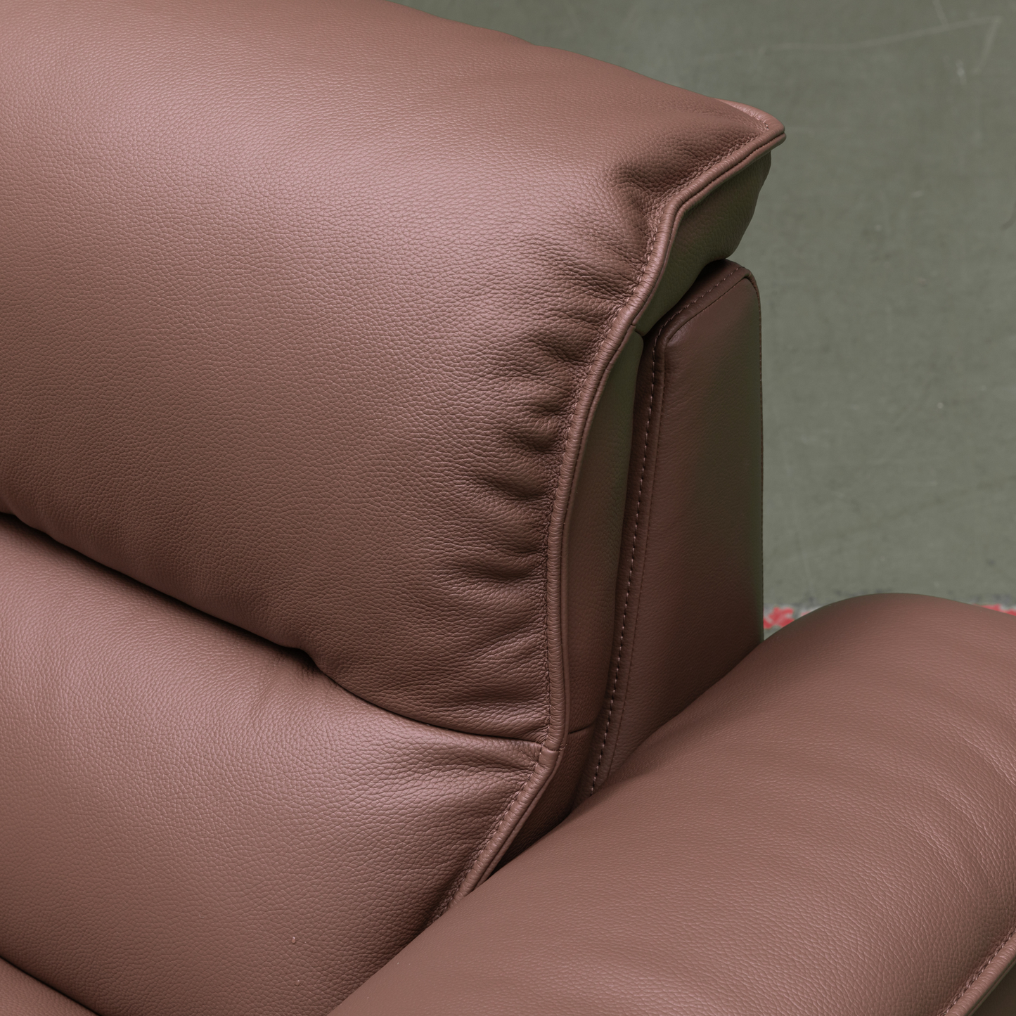 Klaussner Vionetta Leather Sofa In Dark Brown