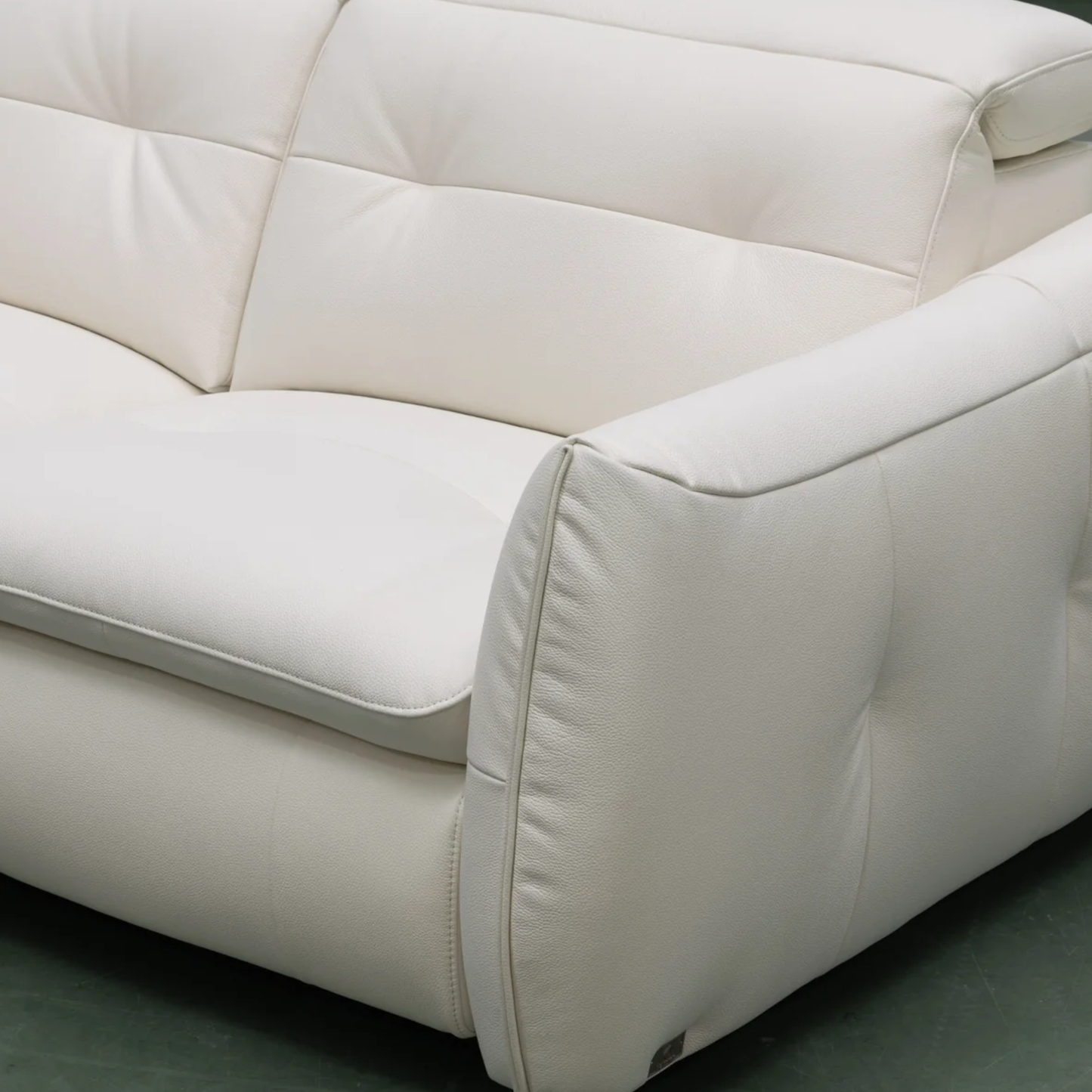 Klaussner Bravello Double Power Reclining Sofa