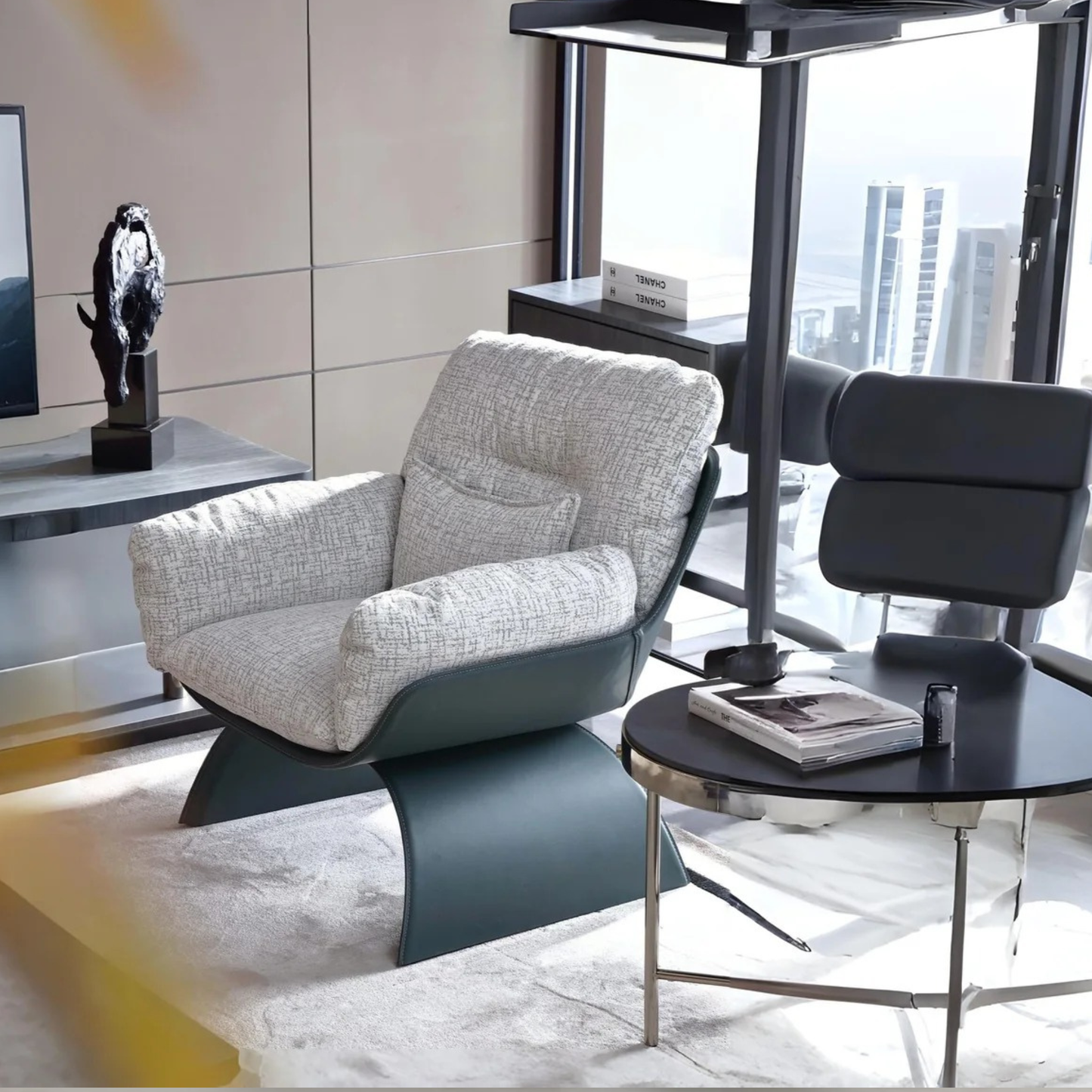 Klaussner Svelto Upholstered Leisure Lounge Chair