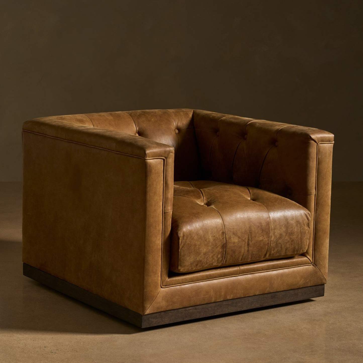Universal Quinn Moore and Giles Tufted Swivel Chair